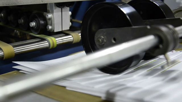 输送带胶印机卷筒打圈机视频下载