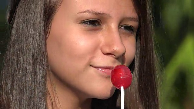 吃糖果的女孩，糖果，糖果视频素材