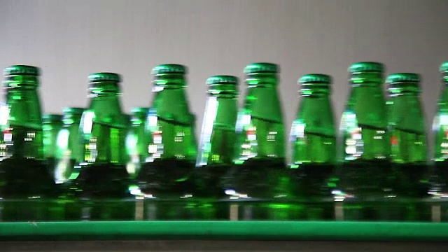 啤酒厂与工作线视频下载