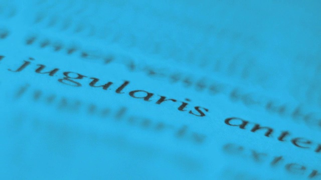 医学拉丁语文字在纸上视频素材