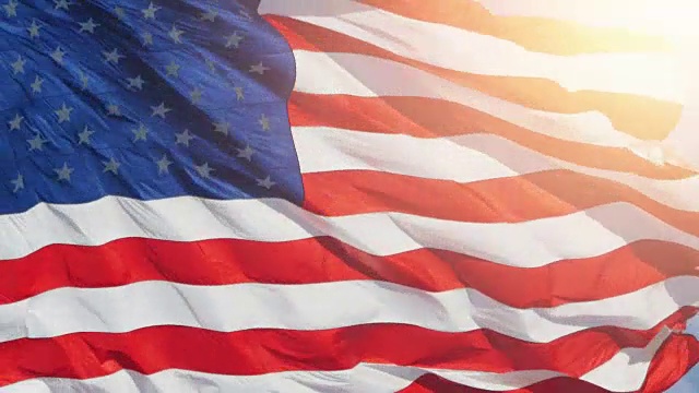 美国国旗在风中飘扬视频下载