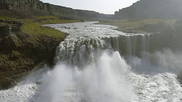 在Vatnajökull国家公园鸟瞰图哈弗拉格斯瀑布视频素材
