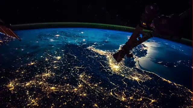 国际空间站飞越法国，瑞士，意大利，西西里。视图从太空视频素材