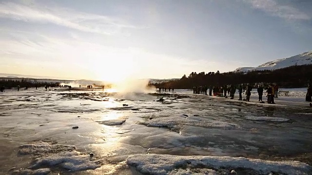 冰岛的Geysir间歇泉视频素材