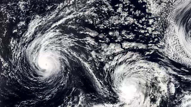 三次颶風，風暴，龍卷風，衛星圖像。這段視頻的部分內容由美國宇航局提供。視頻素材