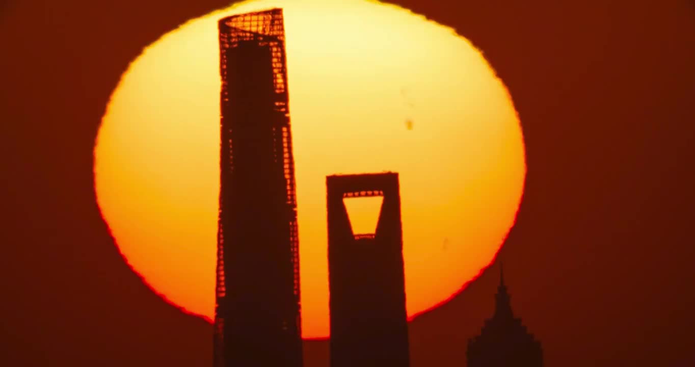 上海中心大厦悬日延时视频视频下载