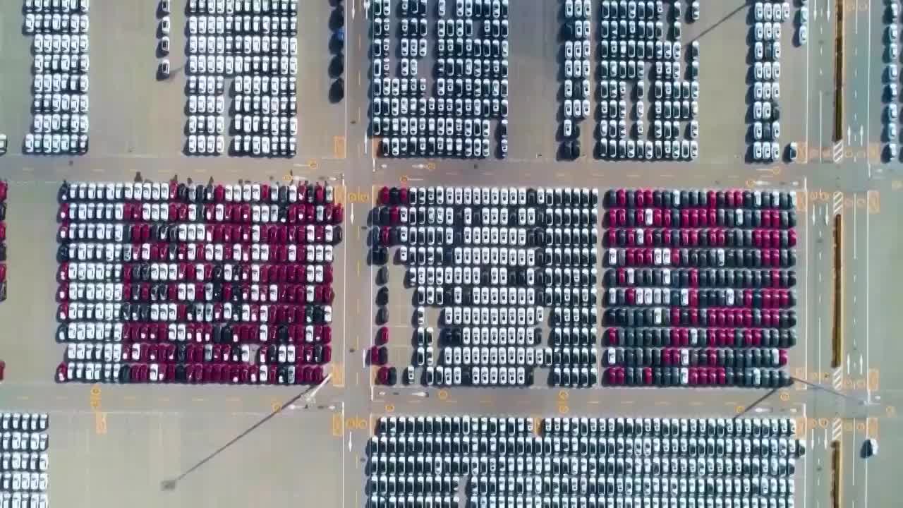 中国的汽车工业工厂生产（合集）视频素材