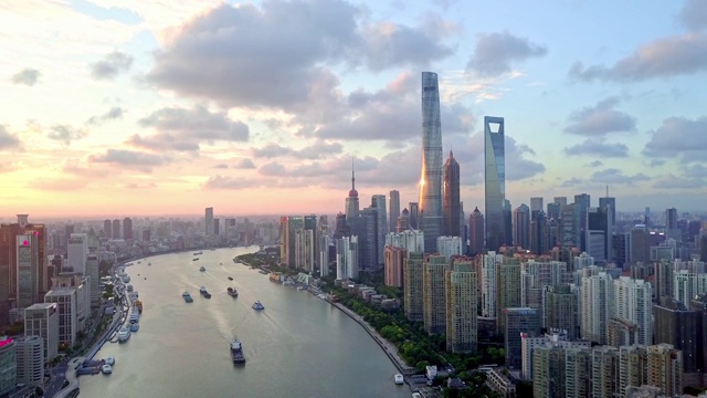 晴朗天气下的上海浦东陆家嘴日落航拍视频延时摄影视频素材