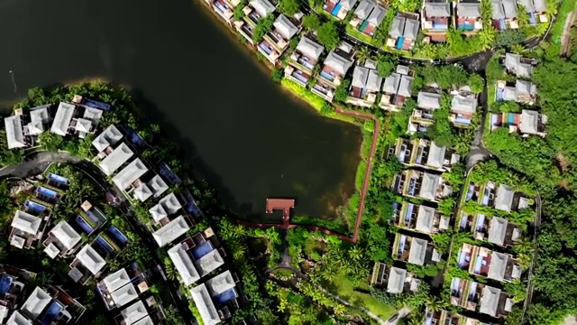 航拍三亚那香山雨林度假酒店视频素材