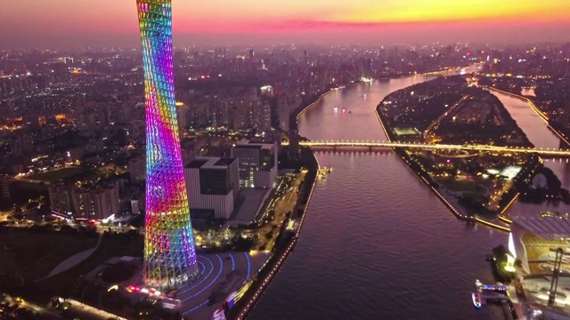 航拍视角下的广州塔日落高清视频视频素材