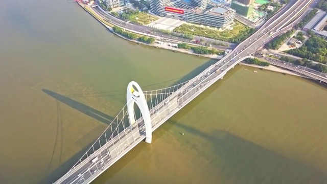 航拍视角下的广州猎德大桥白天4K高清视频视频素材