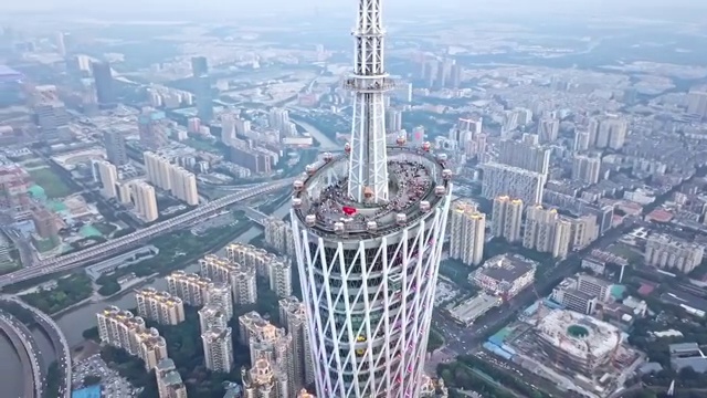 航拍视角下的广州塔白天4K高清视频视频素材