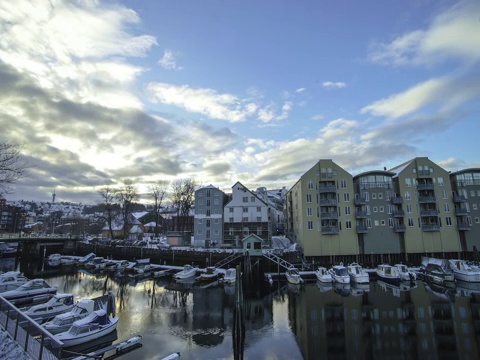 船和村庄/特隆赫姆，挪威视频下载