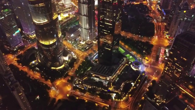 航拍视角下的上海陆家嘴日落夜景4K高清视频视频下载