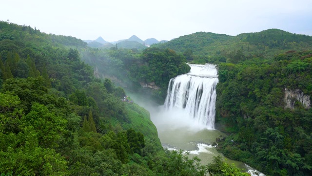 中国贵州黄果树大瀑布风光视频素材