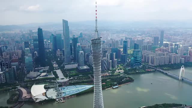 广州塔小蛮腰环绕城市航拍高清素材视频素材