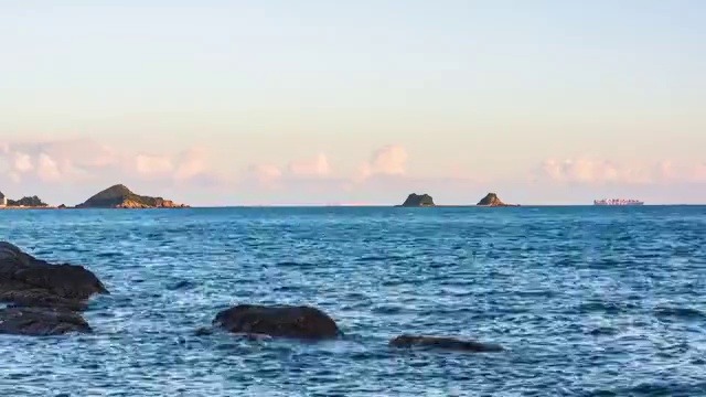 东涌海岸看三门岛午后的海上流云视频素材
