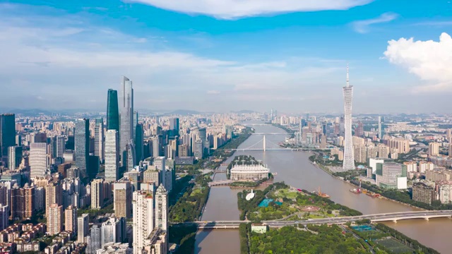 蓝天白云下的广州城市延时航拍视频素材