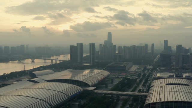 中国广东广州，航拍琶洲会展区和在建中的电商总部区视频素材