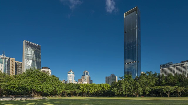 深圳中心公园蓝天绿地高楼大厦汉国中心视频素材