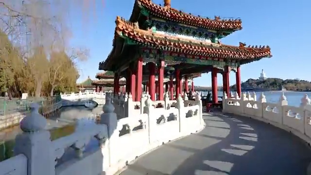 北京北海公园五龙亭移动延时拍摄视频素材
