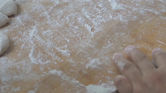 升格视频家庭手工包水饺幹剂子视频素材