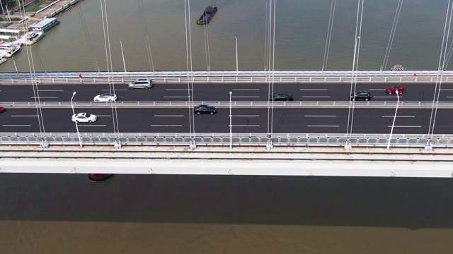 航拍上海黄浦江与卢浦大桥视频素材