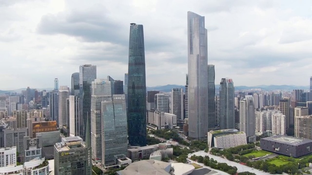 航拍中国广州城市建筑群视频下载