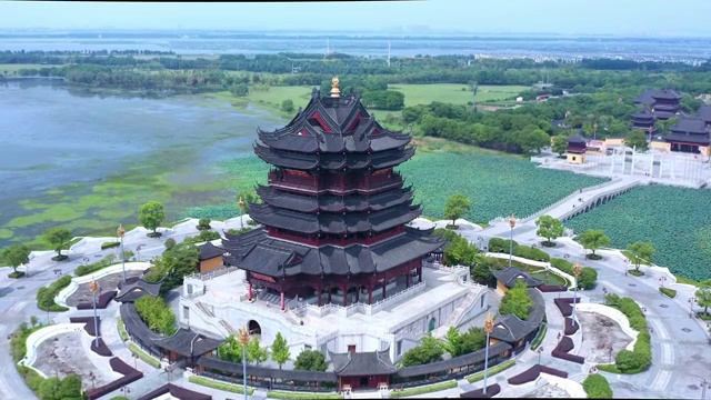苏州园区阳澄湖畔的重元寺视频素材