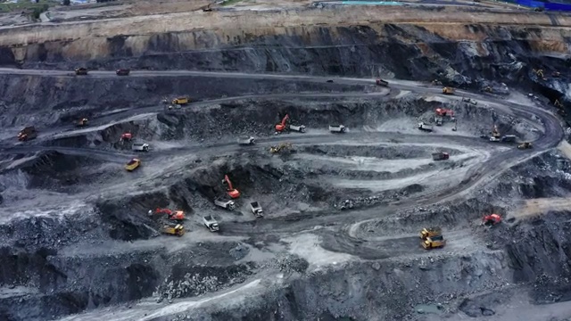 内蒙古兴安盟露天煤矿HD航拍视频下载