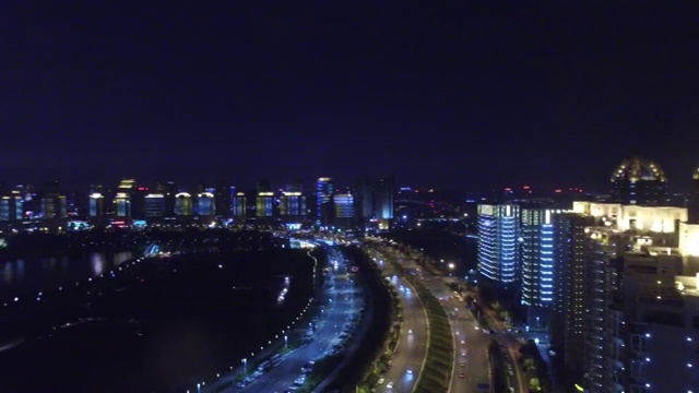 河南郑州郑东新区CBD城市天际线夜景航拍视频素材