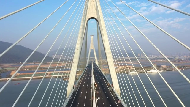 珠海洪鹤大桥穿越航拍视频素材