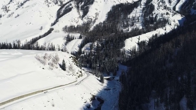航拍新疆喀纳斯雪景视频素材