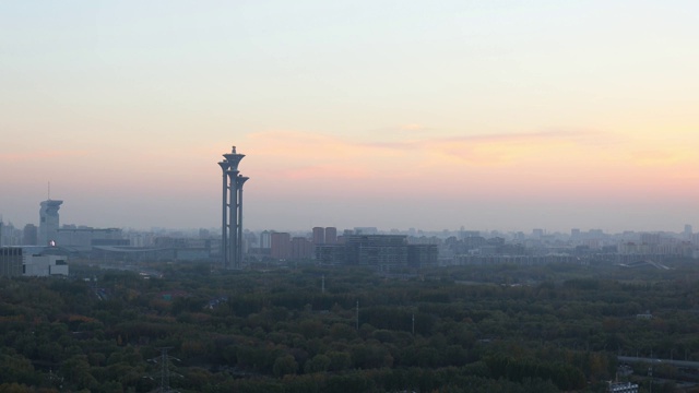 中国北京市城市风光:奥林匹克塔视频素材