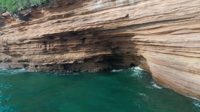 广西北海涠洲岛海滨暮崖海景自然风光视频素材