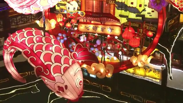 中国春节元宵节上海豫园灯会视频素材