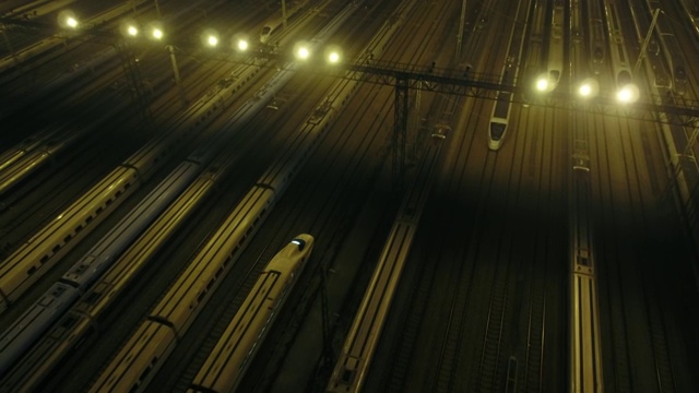 航拍视角下的高铁站台视频素材