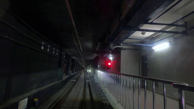 地铁十五号线第一视角延时视频下载