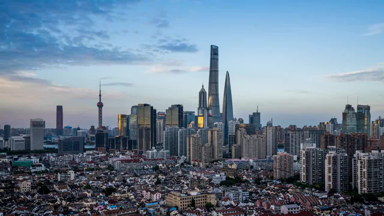 上海陆家嘴城市天际线日转夜延时摄影视频下载
