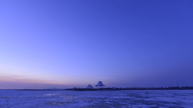 兴凯湖日落后的景观视频素材