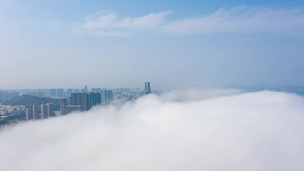 厦门会展中心平流雾延时视频下载