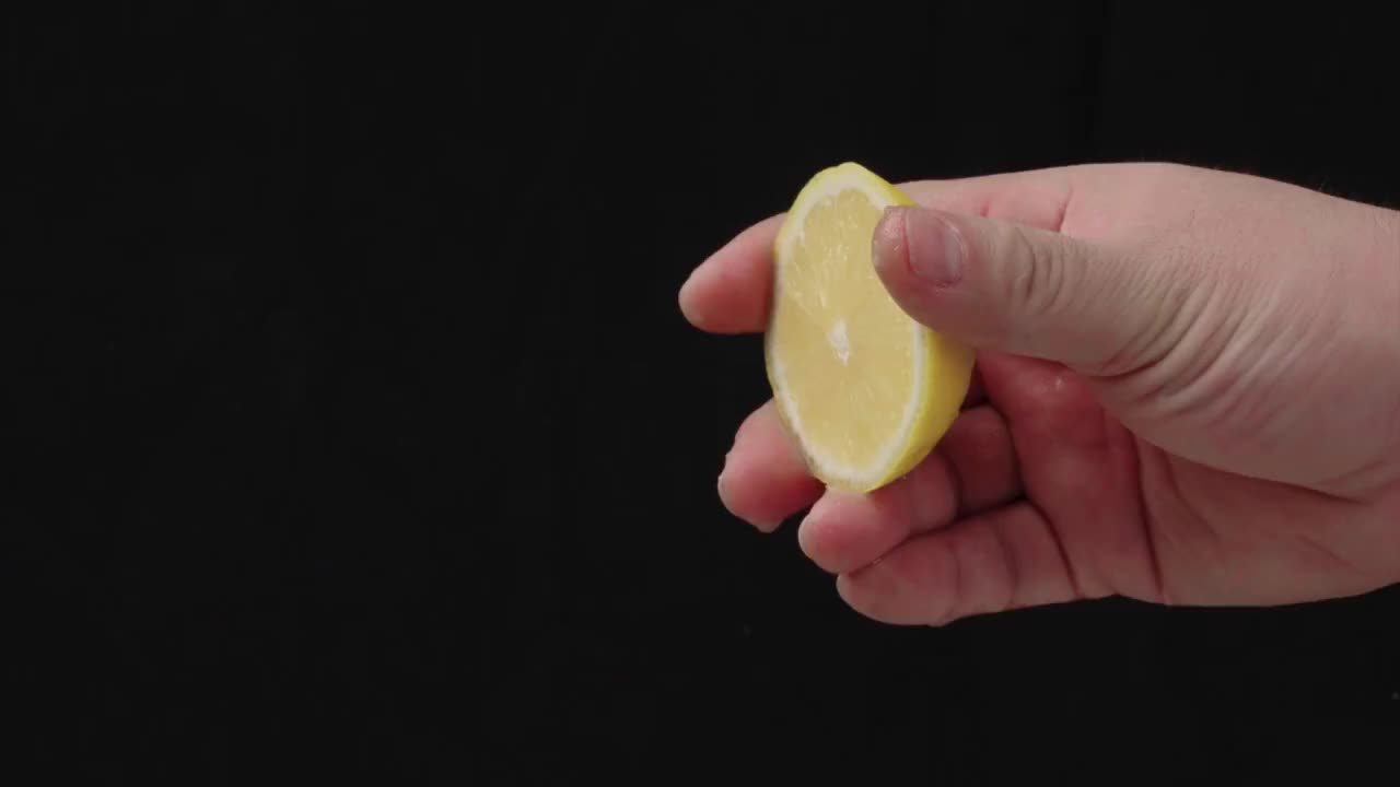 压榨柠檬汁视频下载