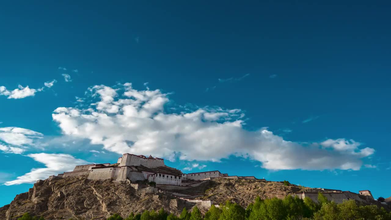 延时摄影西藏风光江孜古堡视频下载