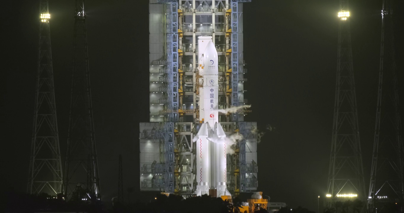 2020年11月24日海南文昌市长征5号火箭发射升空4K影片视频素材