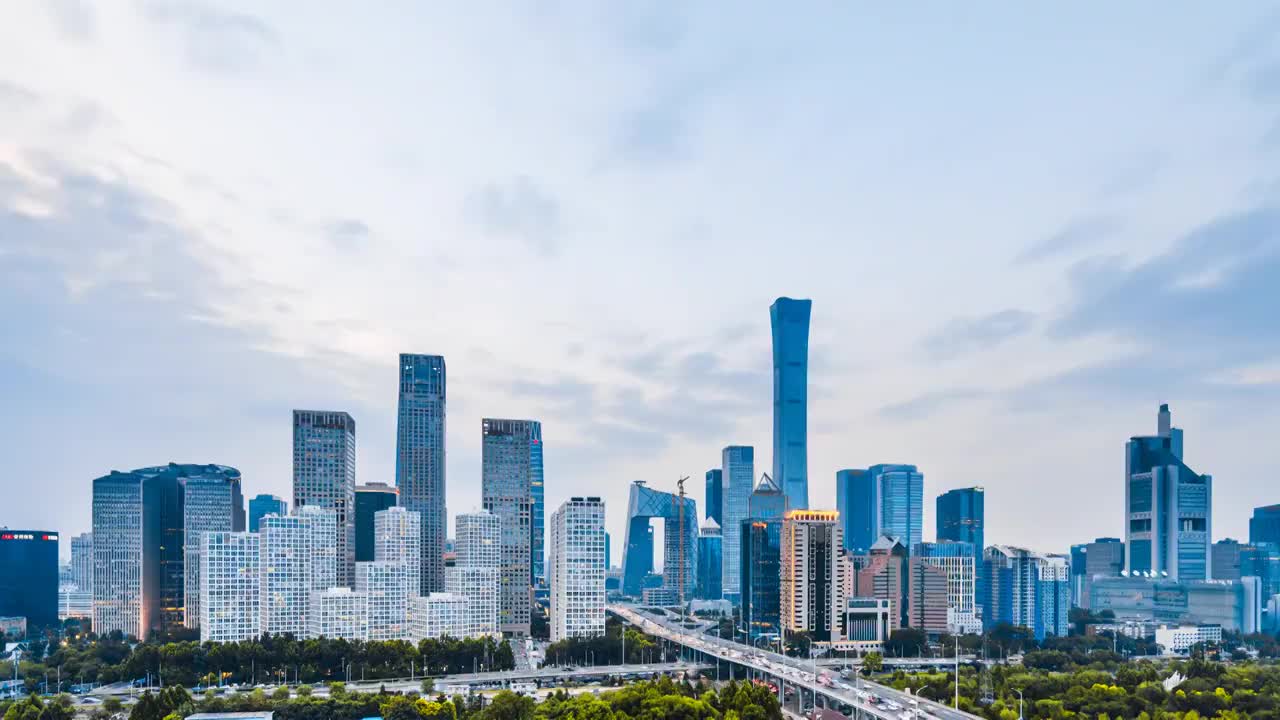中国北京国贸CBD高楼建筑群日转夜延时摄影视频素材