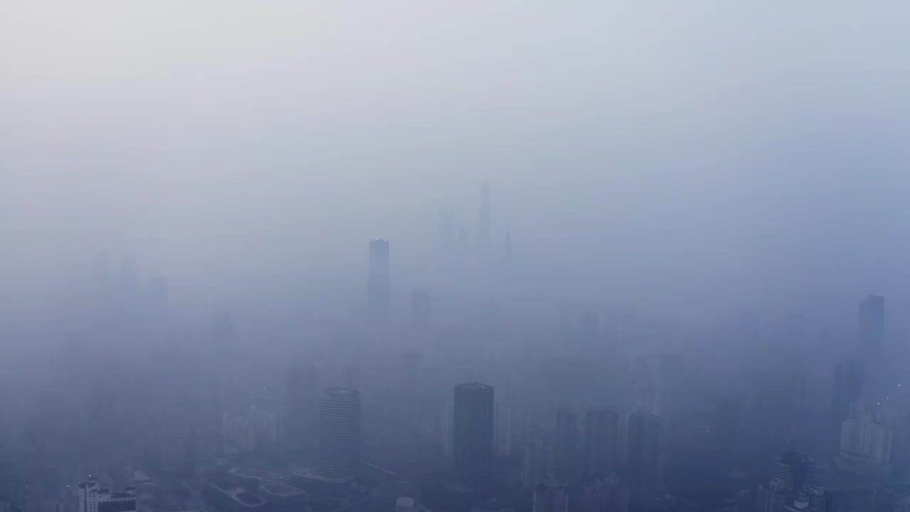 清晨雾霾，上海北外滩航拍视频下载