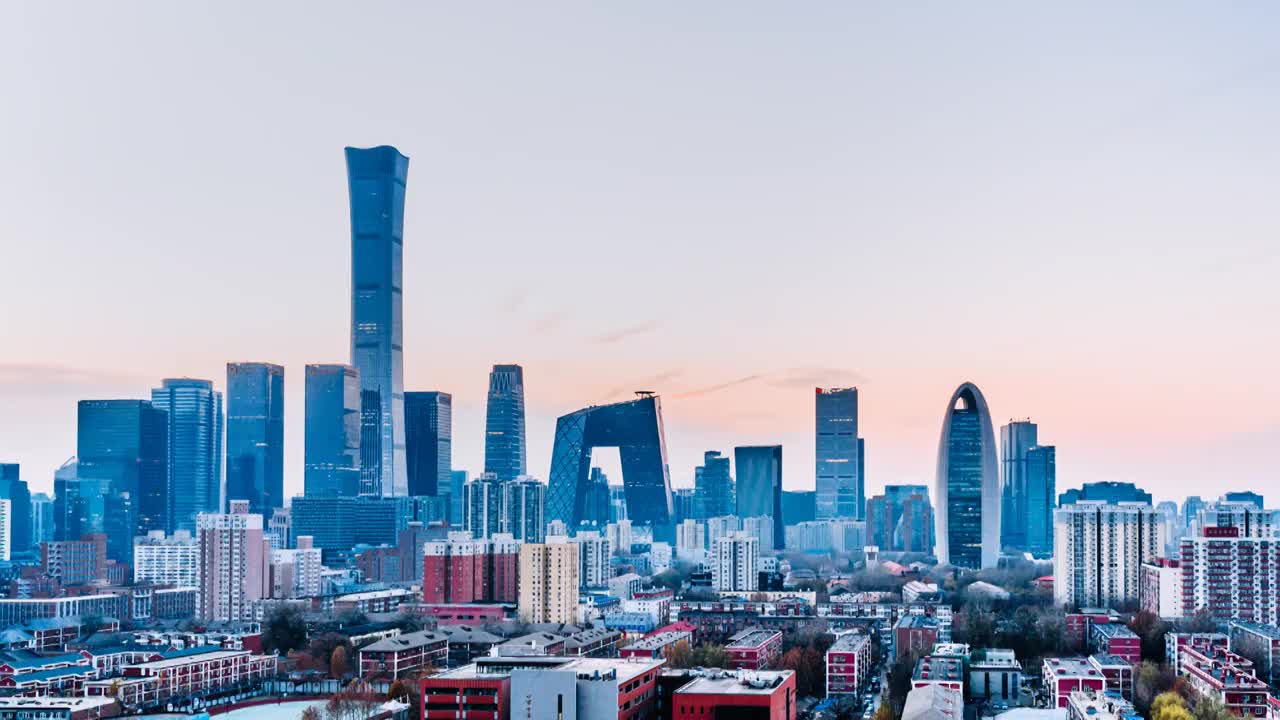 中国北京CBD城市天际线建筑群日转夜延时摄影视频素材