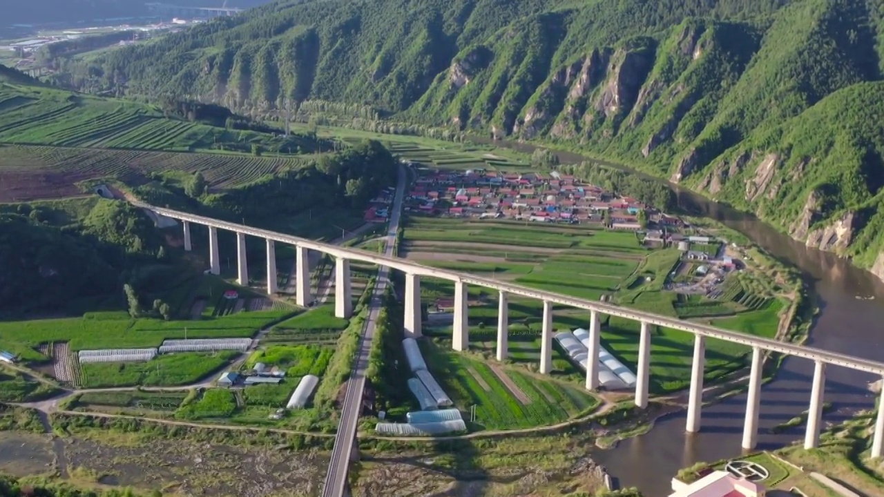 吉林通化的高速公路视频素材