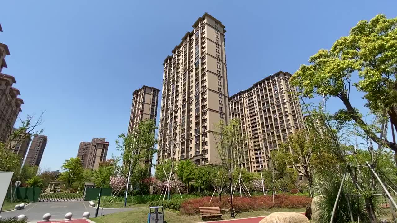 中国城市住宅楼公寓楼建筑外部延时摄影视频下载