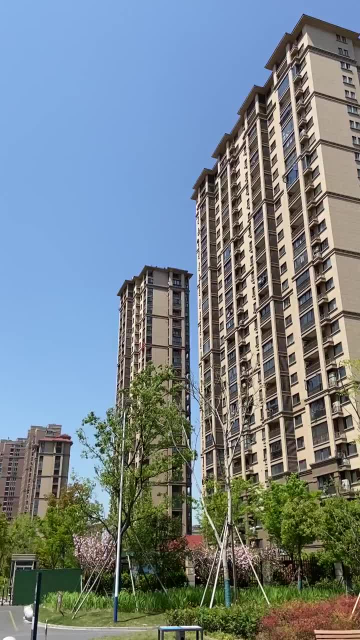 中国城市住宅楼公寓楼建筑外部延时摄影视频素材